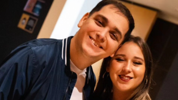 Arsmate de pareja de Lucho Miranda