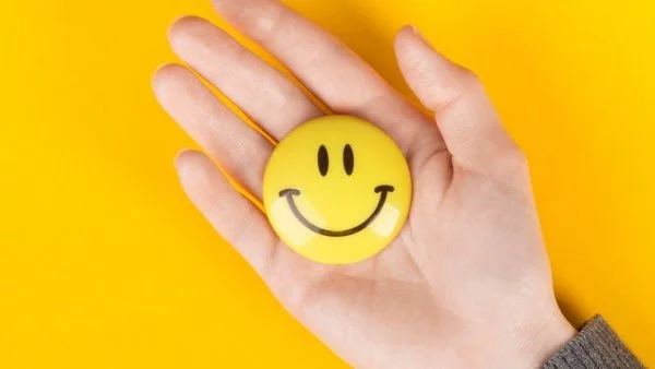 Cara feliz. Día de la Felicidad.