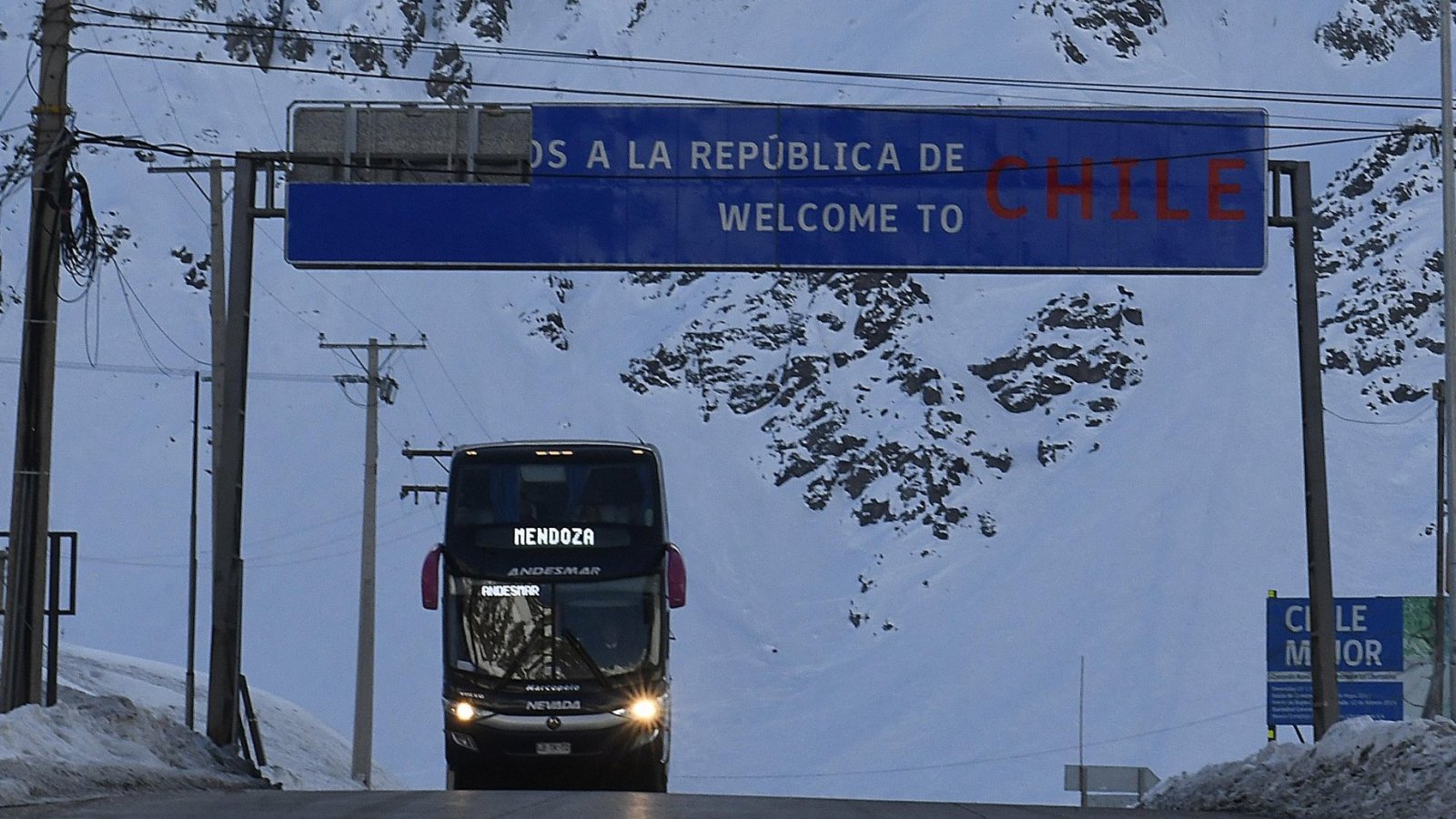 Bus viajando a Mendoza.