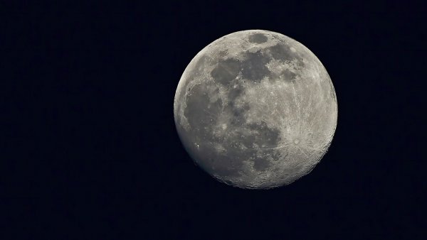 Eclipse lunar penumbral