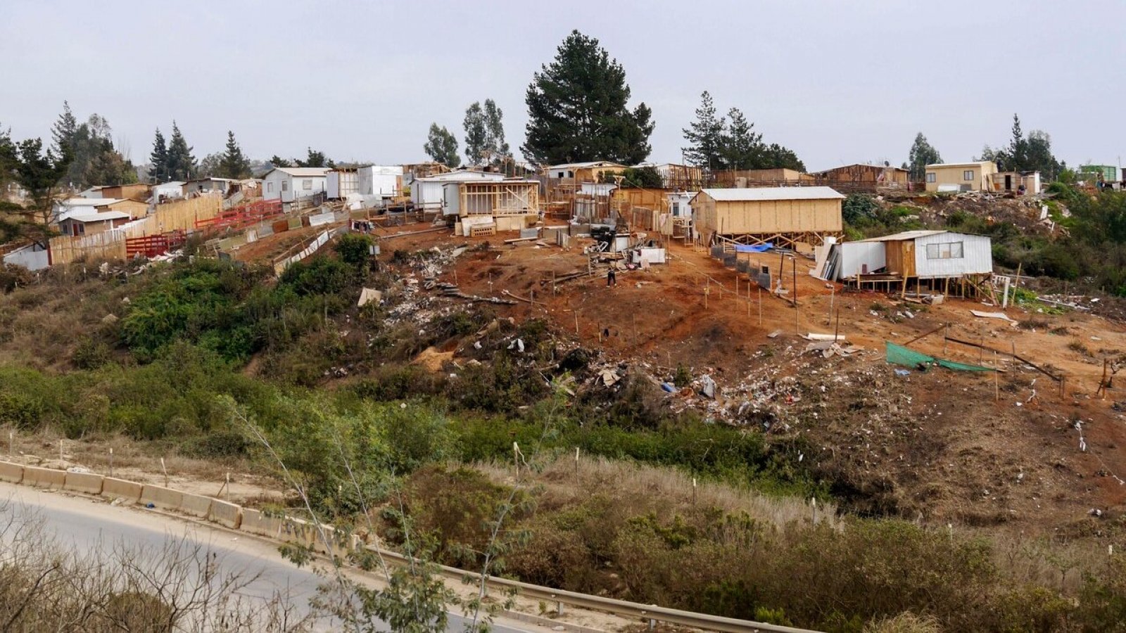 Campamentos aumentan un 31% respecto de 2022: Valparaíso y Biobío lideran la lista