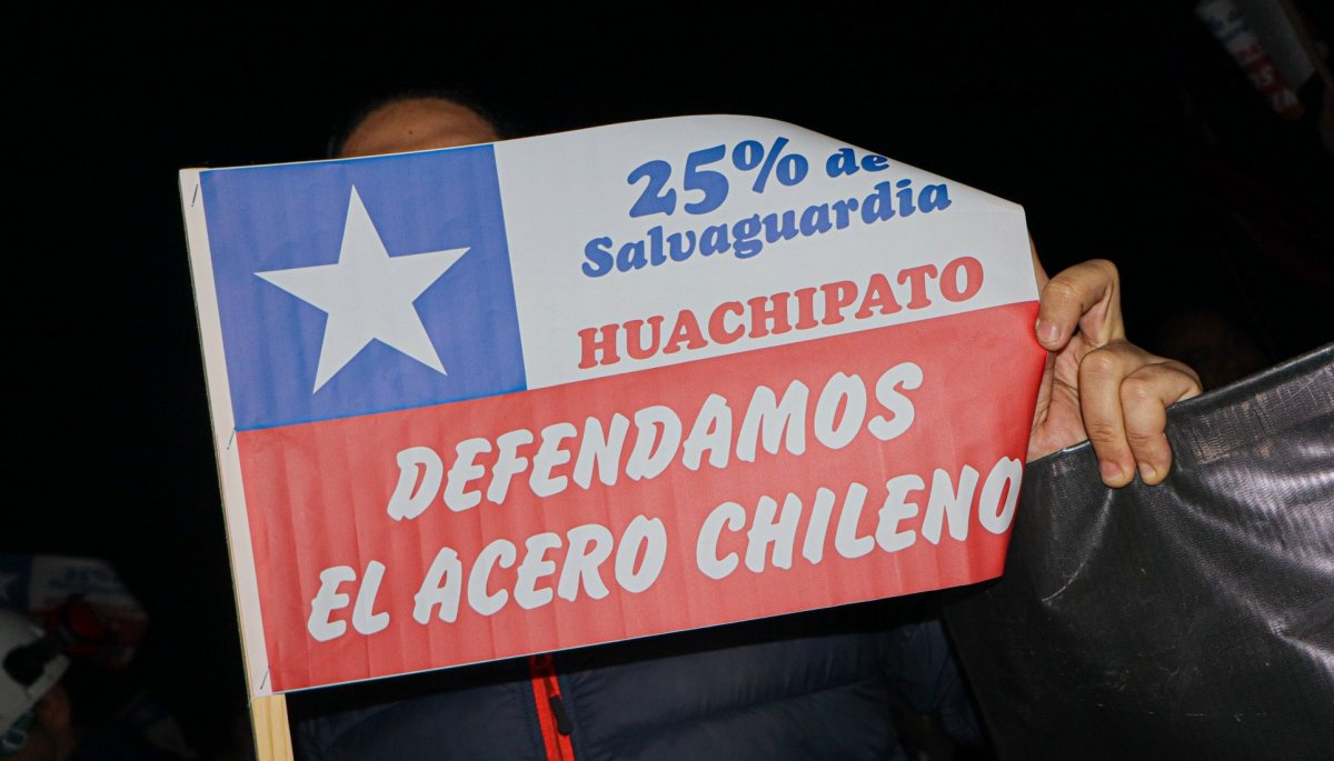 Trabajadores de Huachipato exigen solución: "No entraremos en guerra