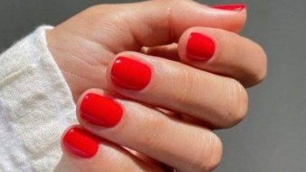 Manicura roja