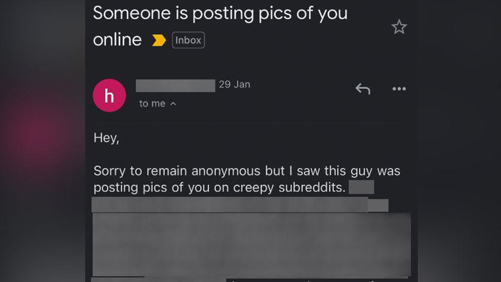 Screenshot de un correo que dice "Alguien está posteando foto tuyas en subreddits raros"