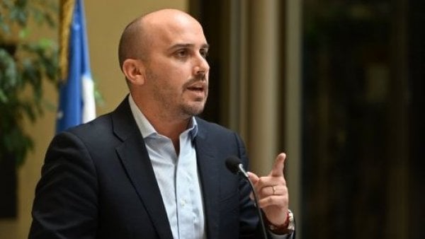 Diputado Andrés Longton