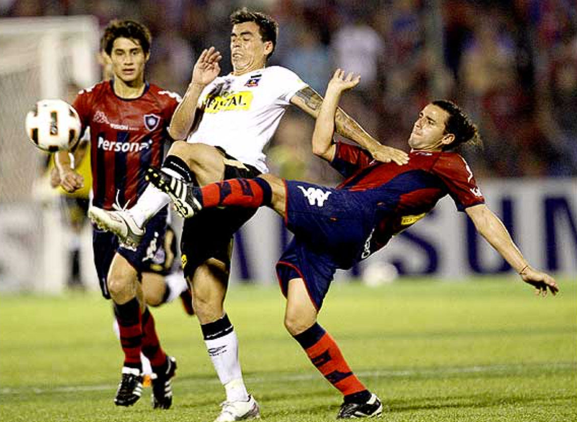 Colo Colo cae ante Cerro Porteño en Copa Libertadores del 2011