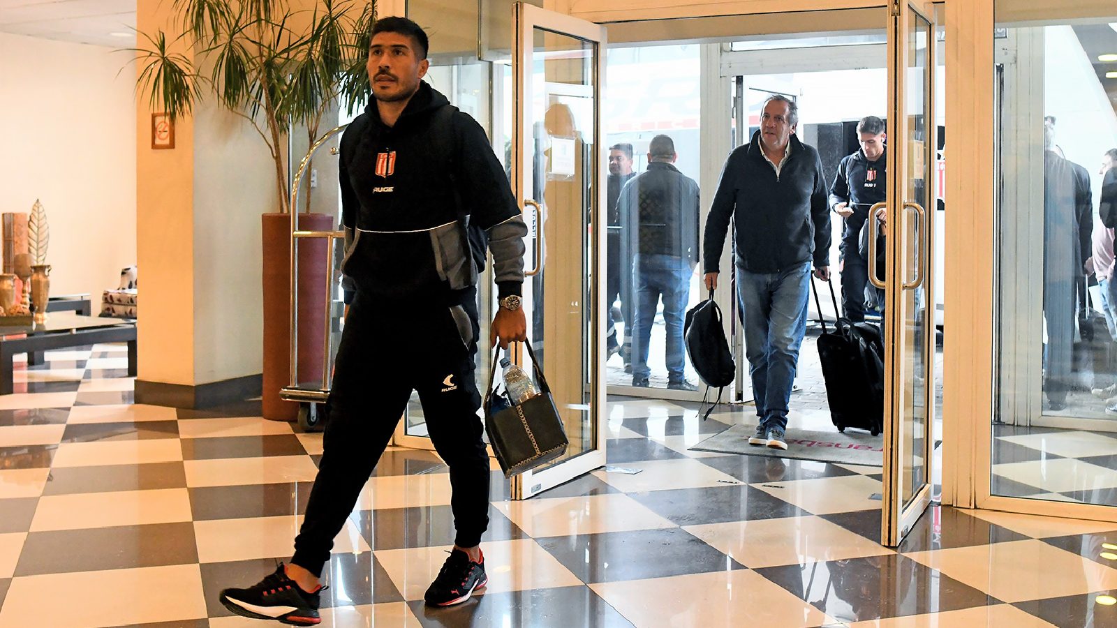 Estudiantes de La Plata en Concepción previo a partido ante Huachipato por Copa Libertadores