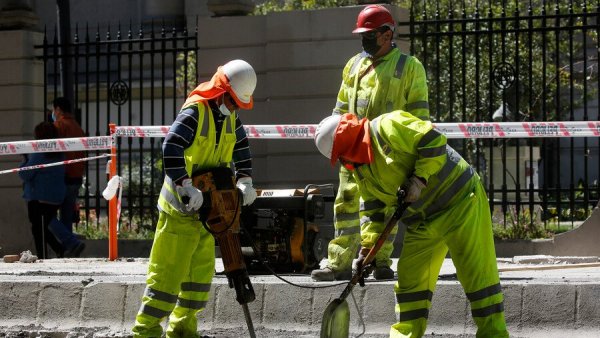 Ley 40 horas entra en vigencia el 26 de abril.