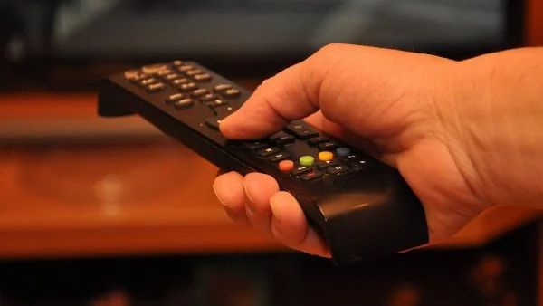 Apagón analógico. Control remoto.