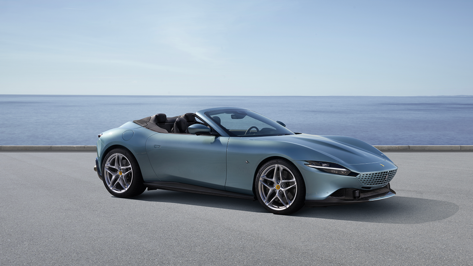 Presentan en Chile el nuevo Ferrari Roma Spider