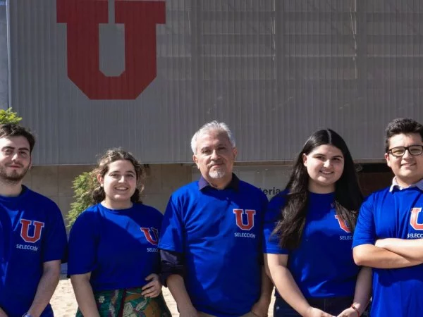Universidad de Chile gana torneo de ajedrez
