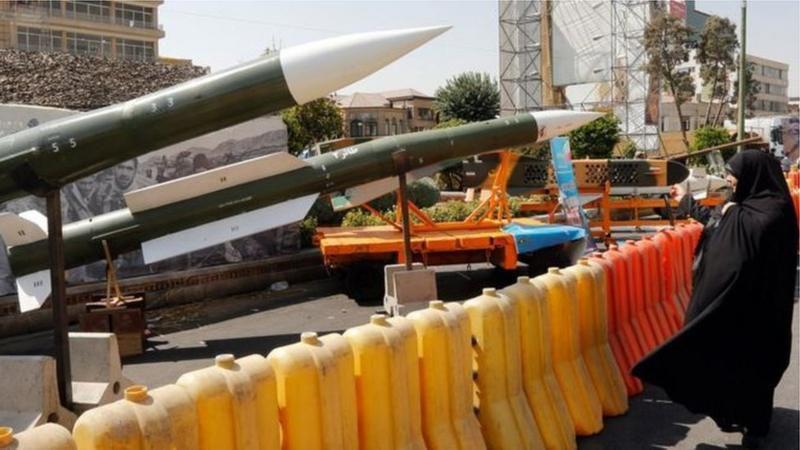 Misiles iraníes en exhibición