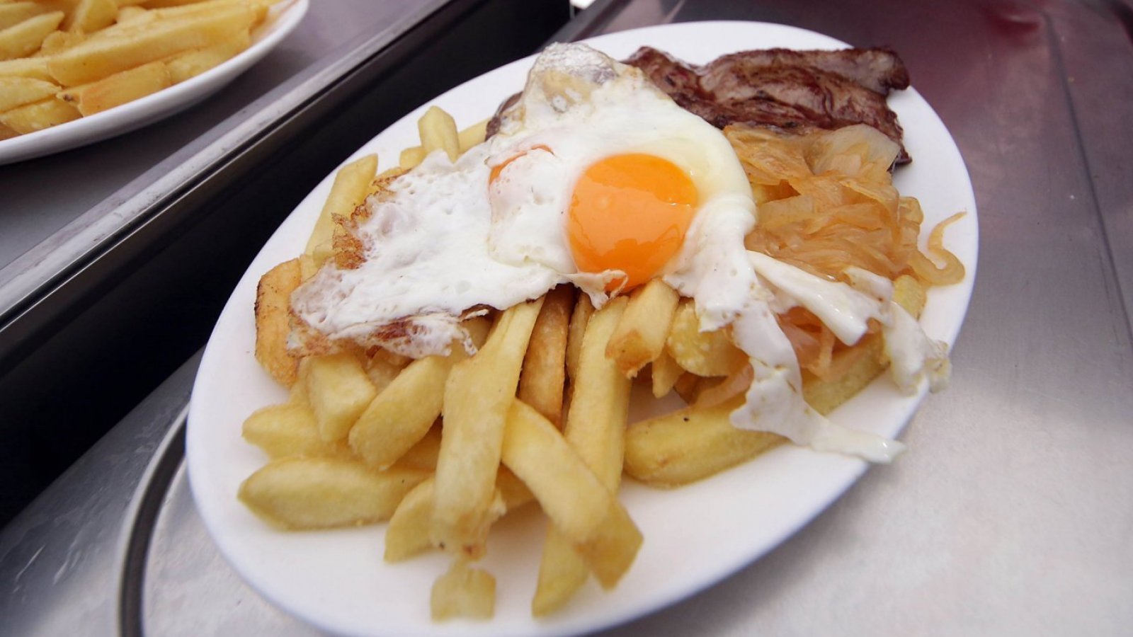 Receta de bistec a lo pobre para 2 personas