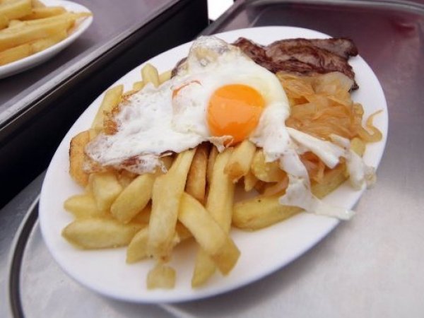 Receta de bistec a lo pobre para 2 personas