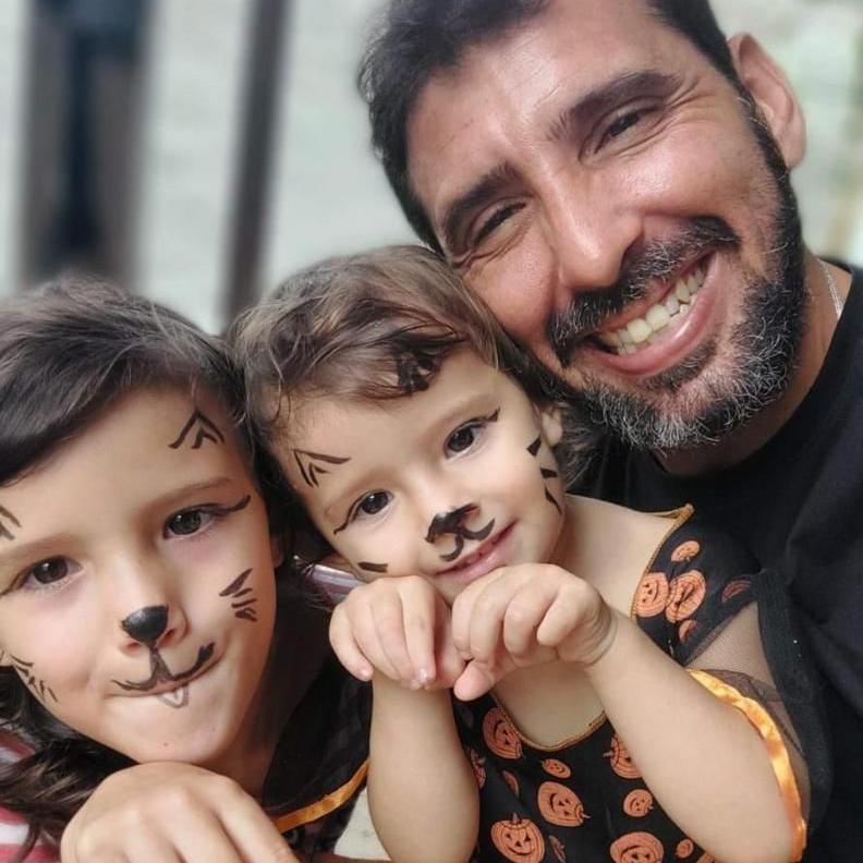 Tiago y sus hijas