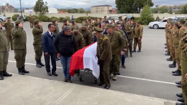 Así fue la emotiva llegada de los cuerpos de carabineros a la Escuela de Suboficiales