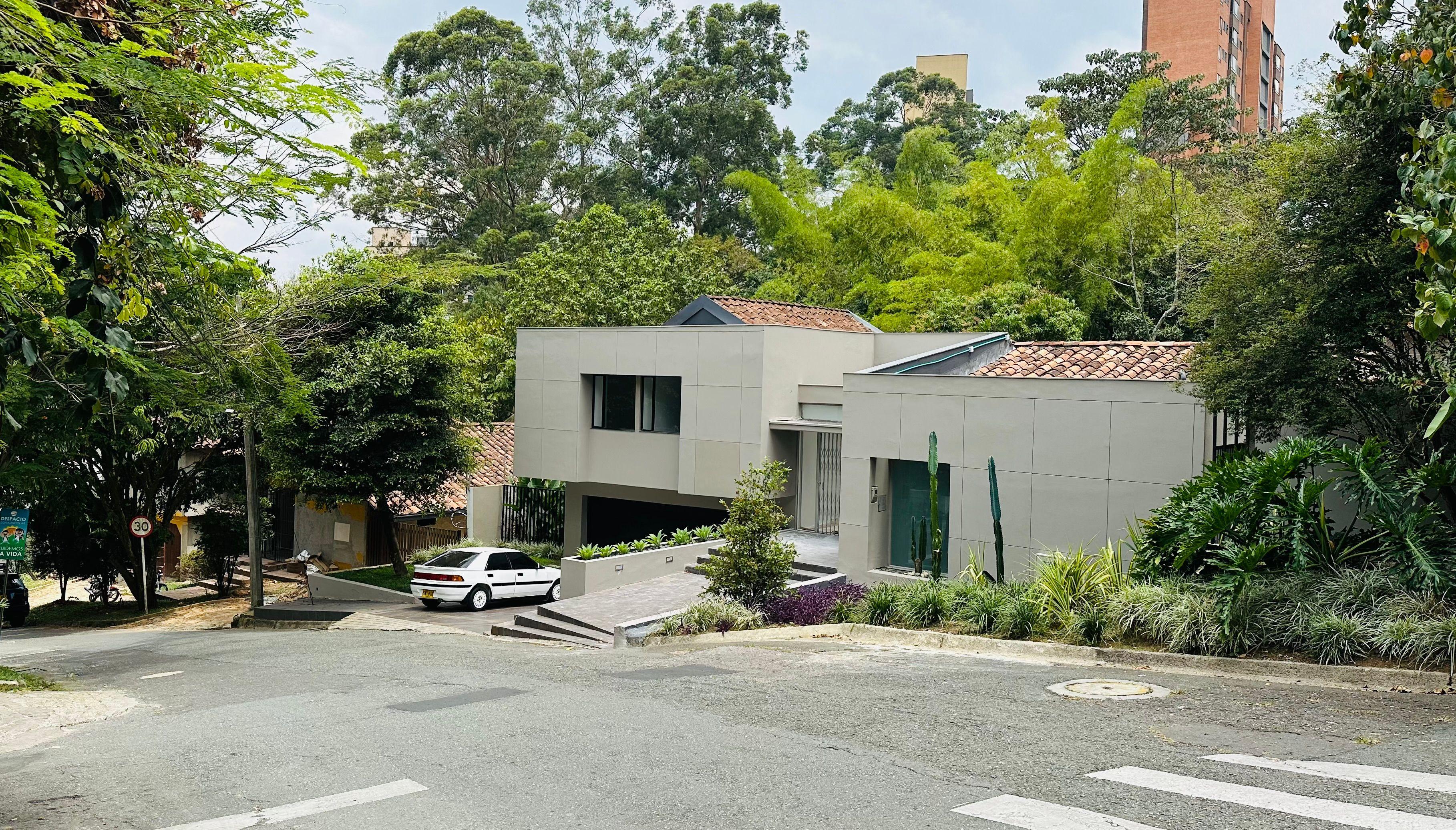 Casa unifamiliar en El Poblado, Medellín. 