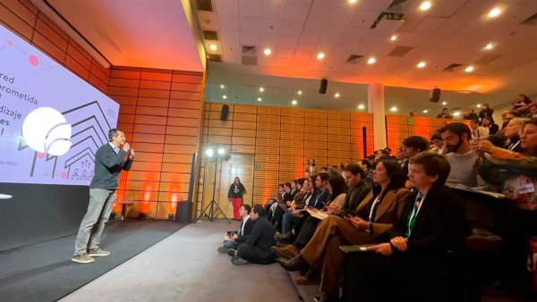 Efecto Colectivo, TVN, Chile, 2024.