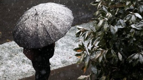 Nieve en Santiago por sistema frontal.