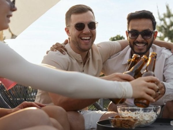 200 preguntas hot para jugar con amigos