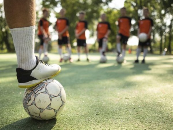 100 nombres para equipos de fútbol juveniles