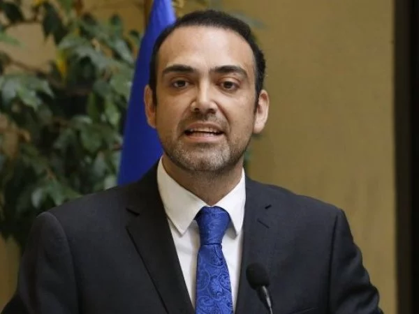 Senador Karim Bianchi