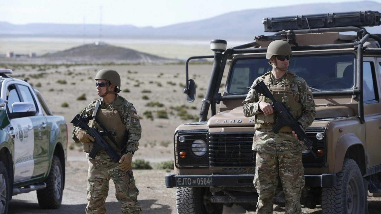 Carabineros y personal de Ejército fueron atacados en procedimiento de camionetas robadas