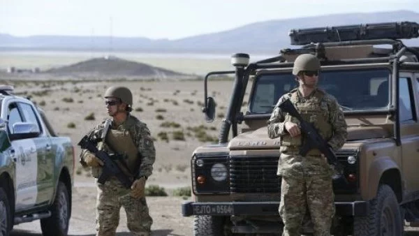 Carabineros y personal de Ejército fueron atacados en procedimiento de camionetas robadas