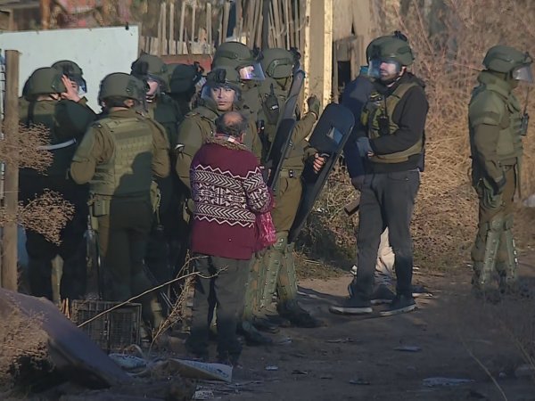 Cerro Navia: 4 personas fueron detenidas tras masivo desalojo de toma