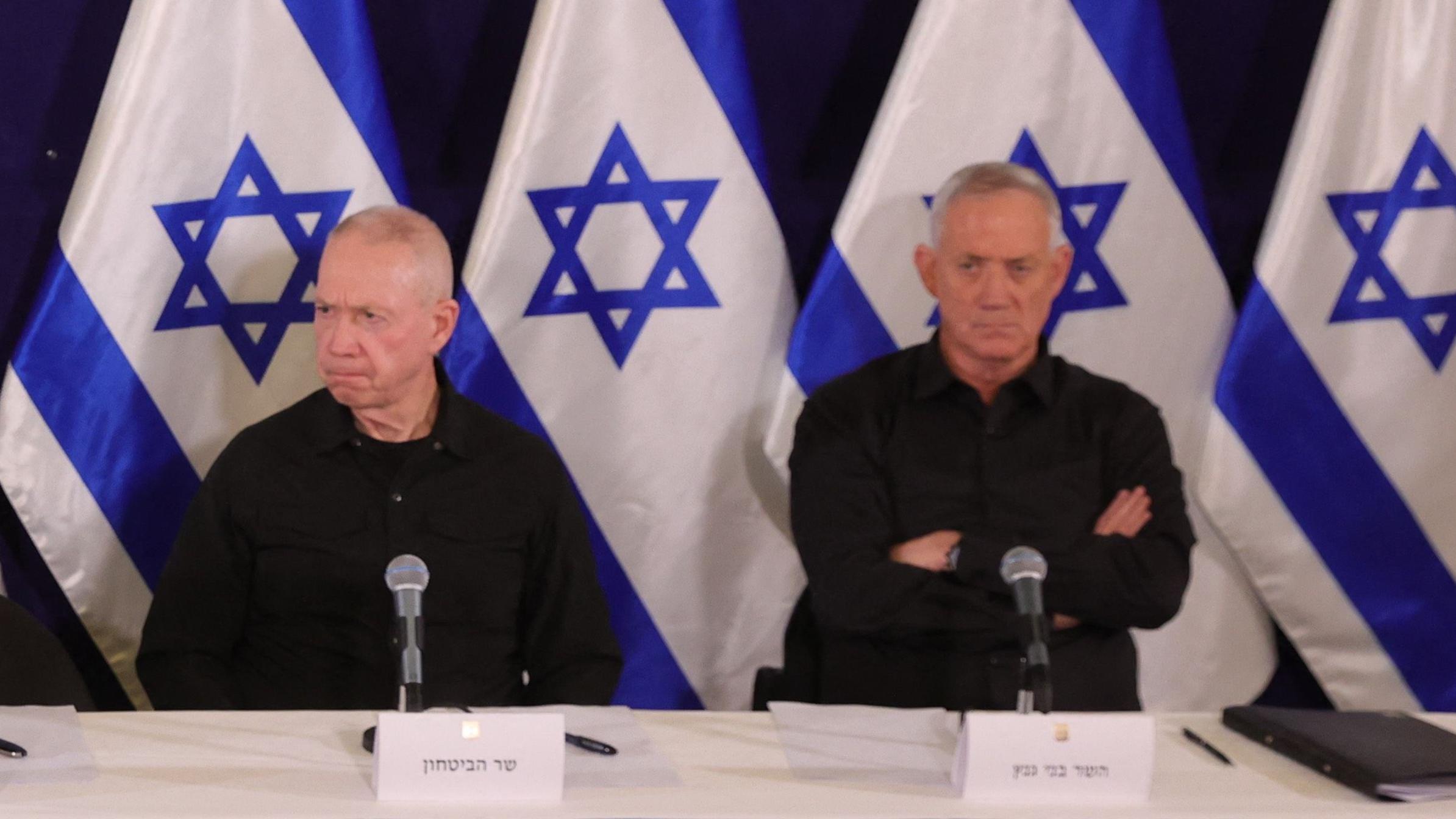Yoav Gallant y Benny Gantz,
