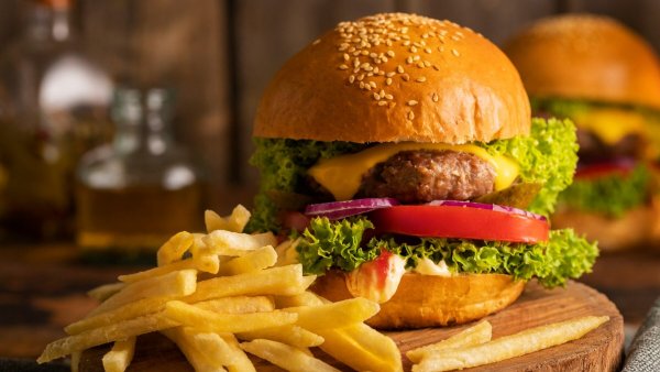 Día de la Hamburguesa 2024.