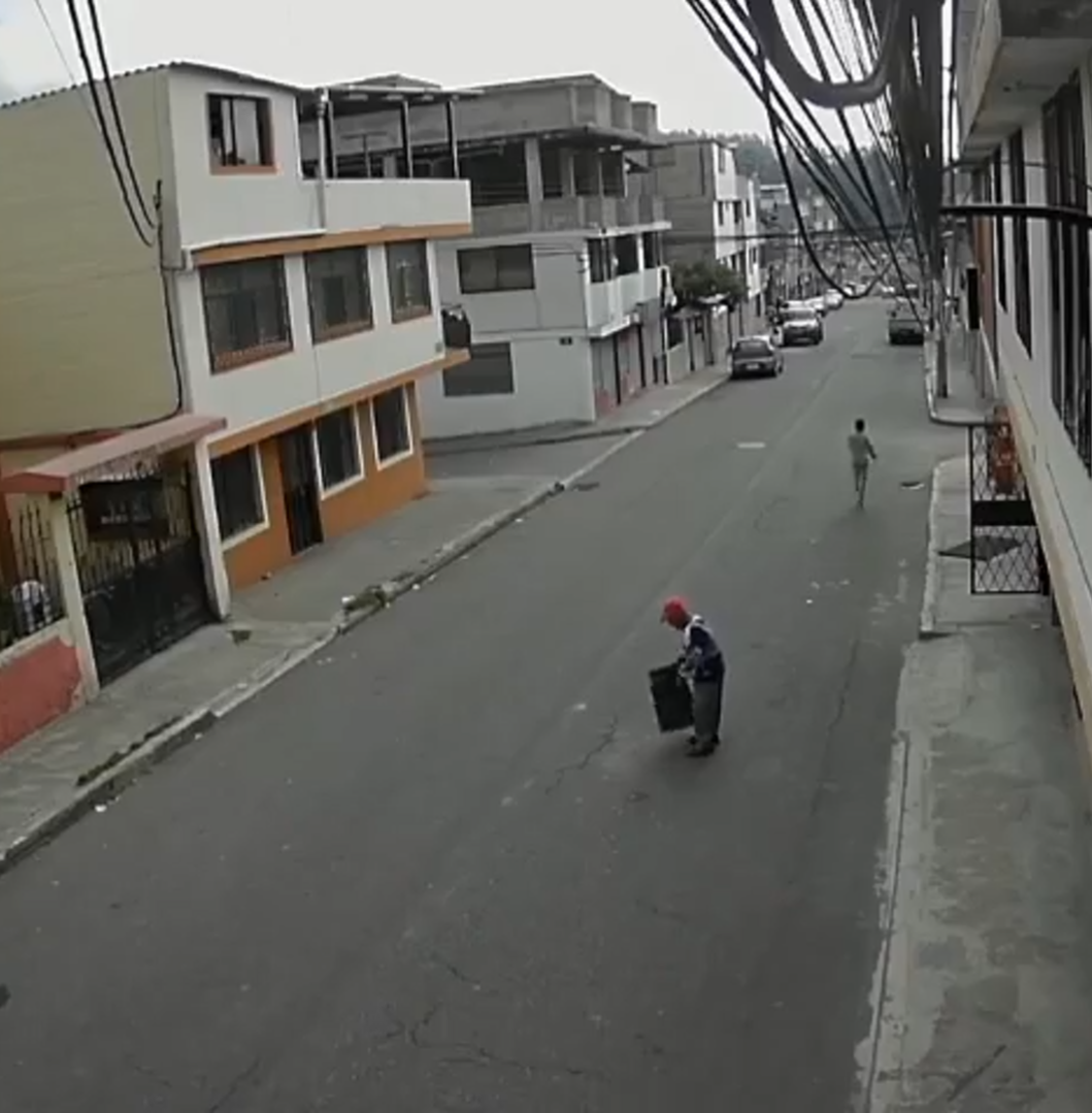 Atropello de adulto mayor en Quito