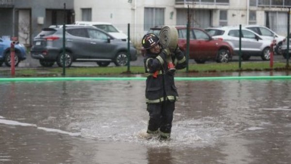 Inundaciones en Santiago por lluvias