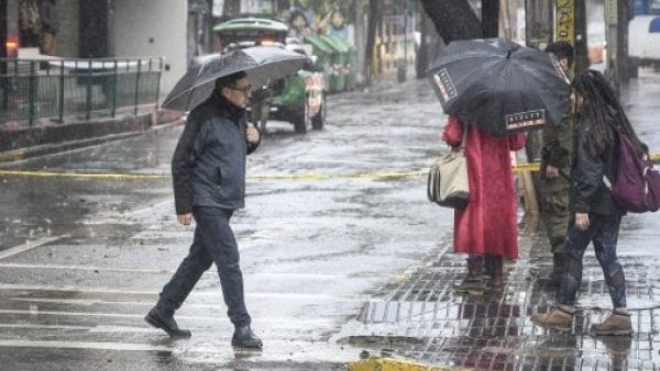 Santiago bajo la lluvia: junio podría romper récord histórico de precipitaciones