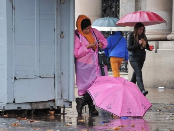 Sistema frontal: ¿cómo estará tiempo en Santiago esta semana?