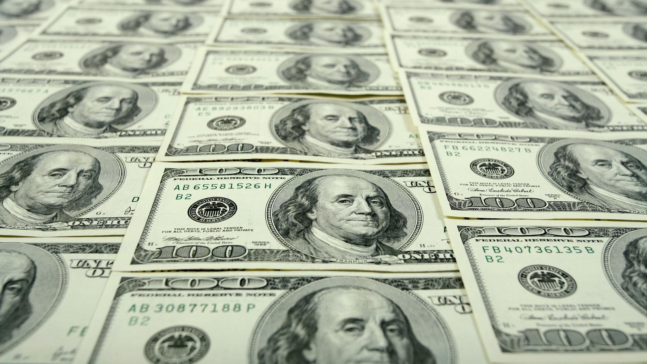 Billetes de dólares