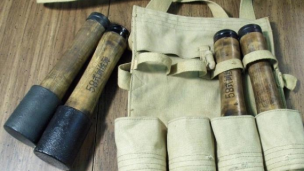 La Señora Qin encontró un explosivo Type 67 en una granja y lo usó para hacer tareas domésticas.