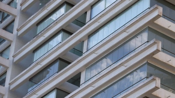 Alza de gastos comunes.