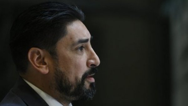 Diputado Rubén Oyarzo