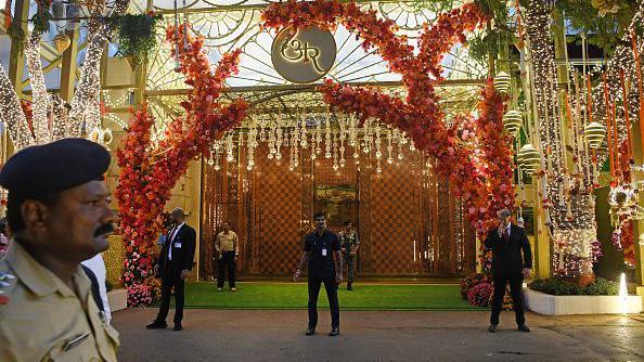 La casa de los Ambani en Mumbai