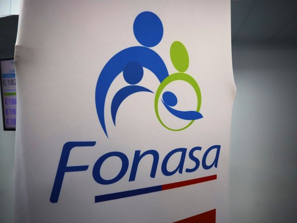 Cartel de Fonasa. Excedentes de FONASA consulta con RUT