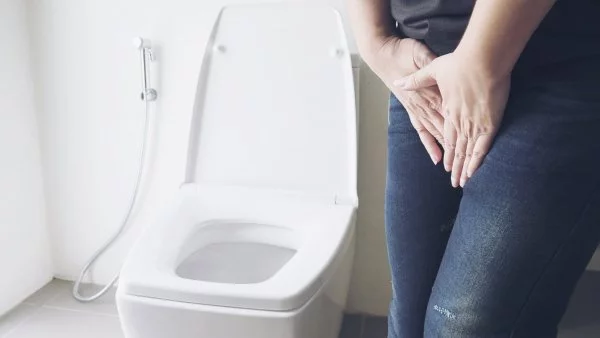 Orinar antes de manejar