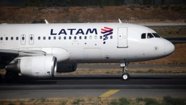 Avión de LATAM