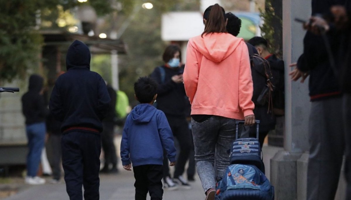 Alerta por sistema frontal: clases suspendidas en varias regiones