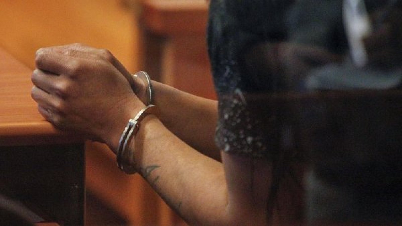 El imputado, habría amenazado a la victima y a sus amigos el día anterior por "sapos"