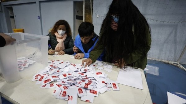 Elecciones 2024. Vocales de mesa 2024. multas