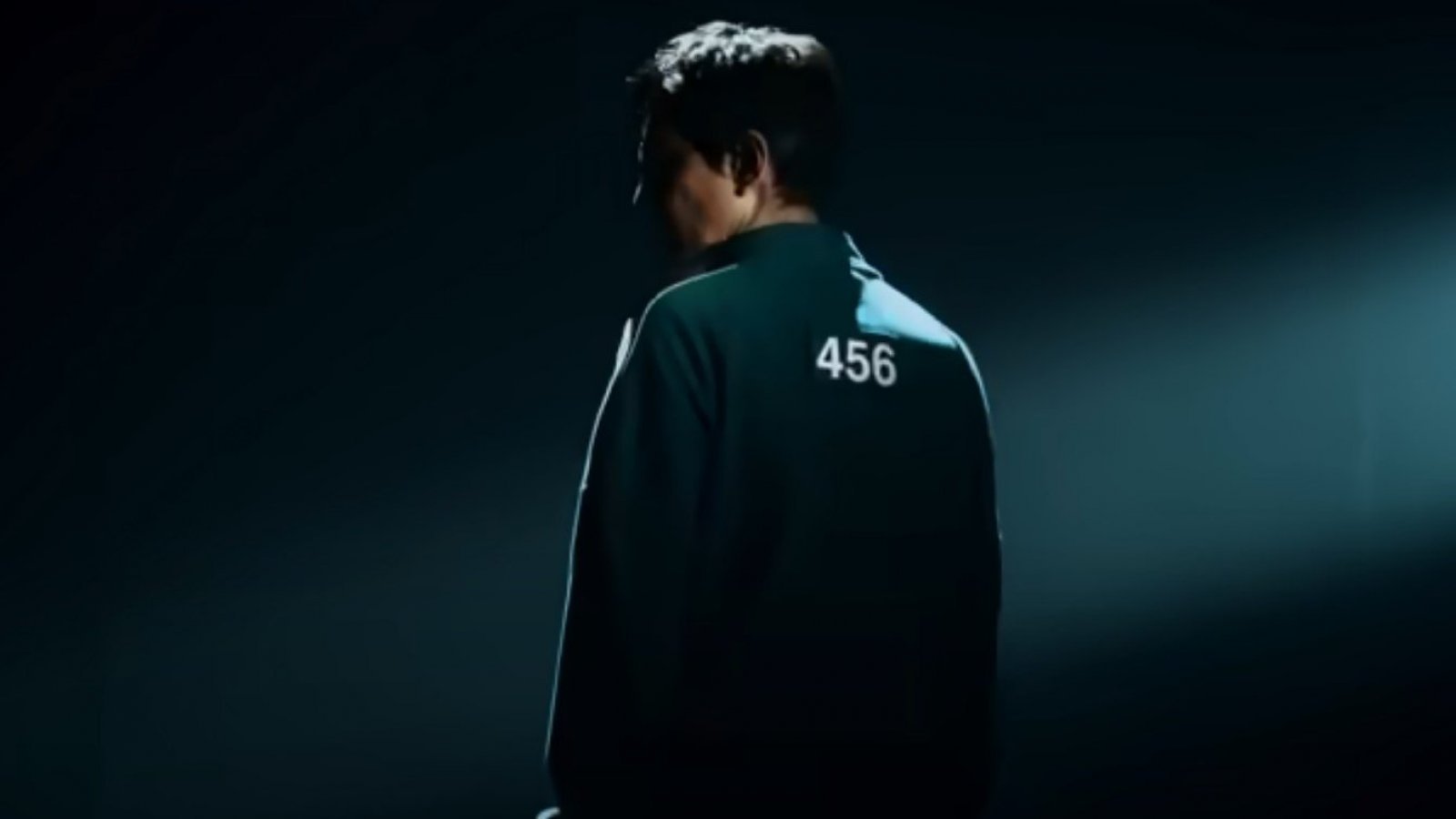 Imagen de "Ki-hoon", interpretado nuevamente por Lee Jung-jae, regresando luego de su agónica victoria en el juego de la primera temporada.