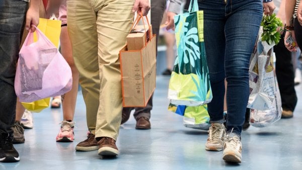 Comercio. Feriados Chile 2024. Feriados agosto