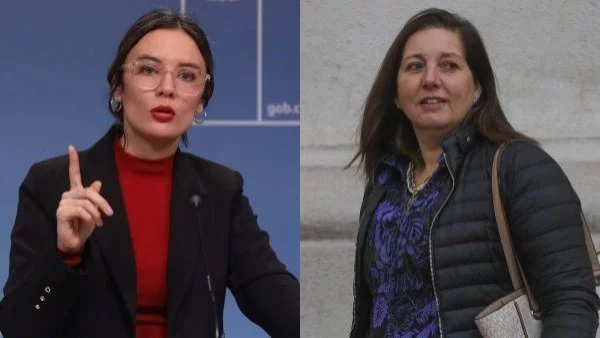 Camila Vallejo y Paulina Vodanovic