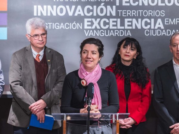 El primer observatorio de rayos gamma del hemisferio sur se instalará en el Desierto de Atacama, Chile.